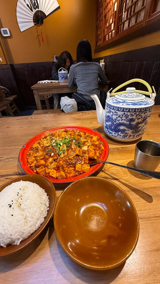 waiter rice bowl 店小二米饭碗, Ban Bu Xian Szechuan Cuisine Downtown 半步仙小酒馆（温哥华市中心店）